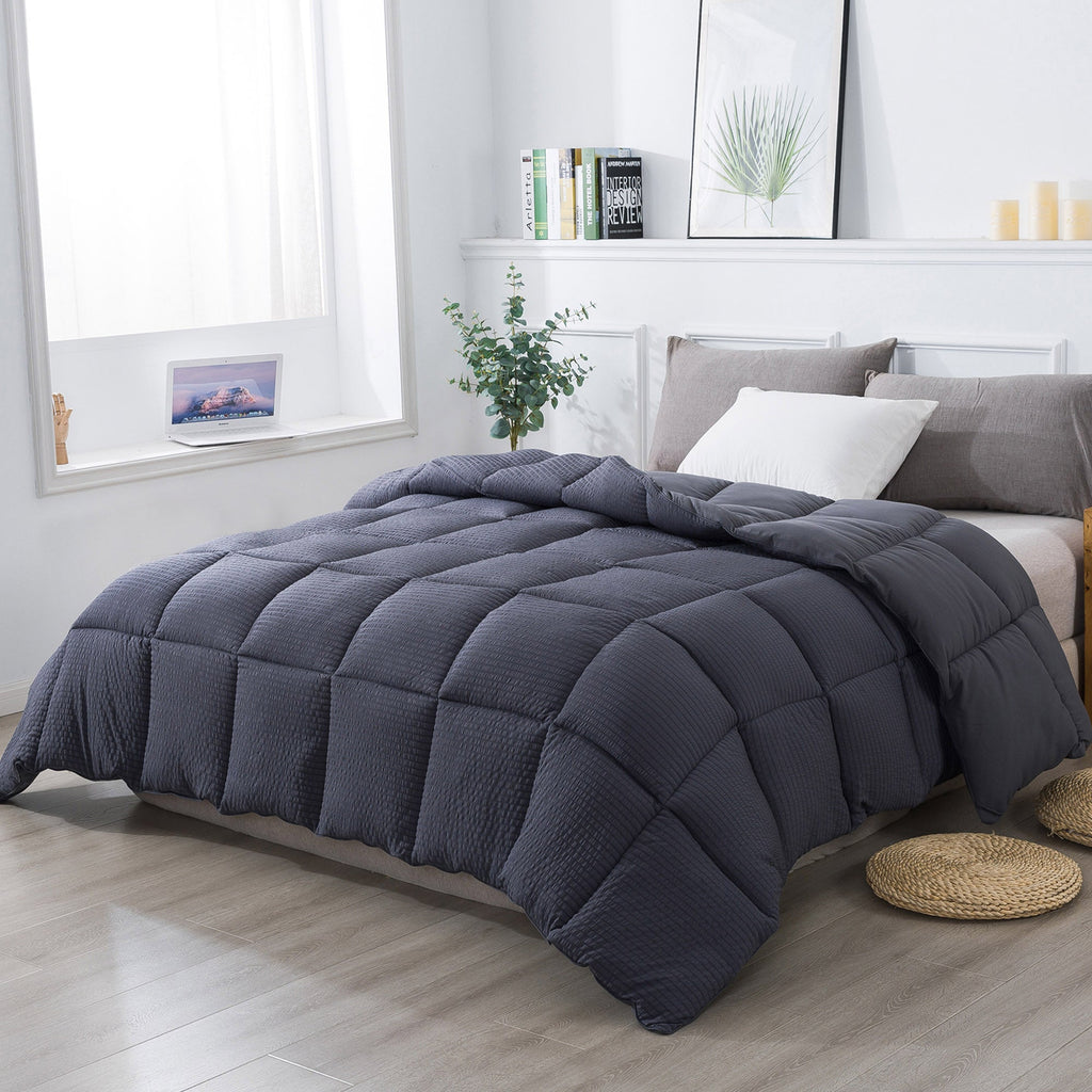 All-Season Reversible Comforter – Ultra Soft Down Alternative | Dorm & Graduation Gift
