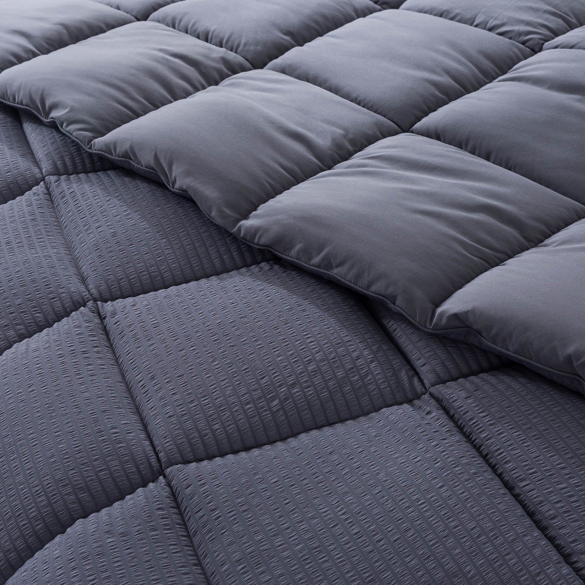 All-Season Reversible Comforter – Ultra Soft Down Alternative | Dorm & Graduation Gift