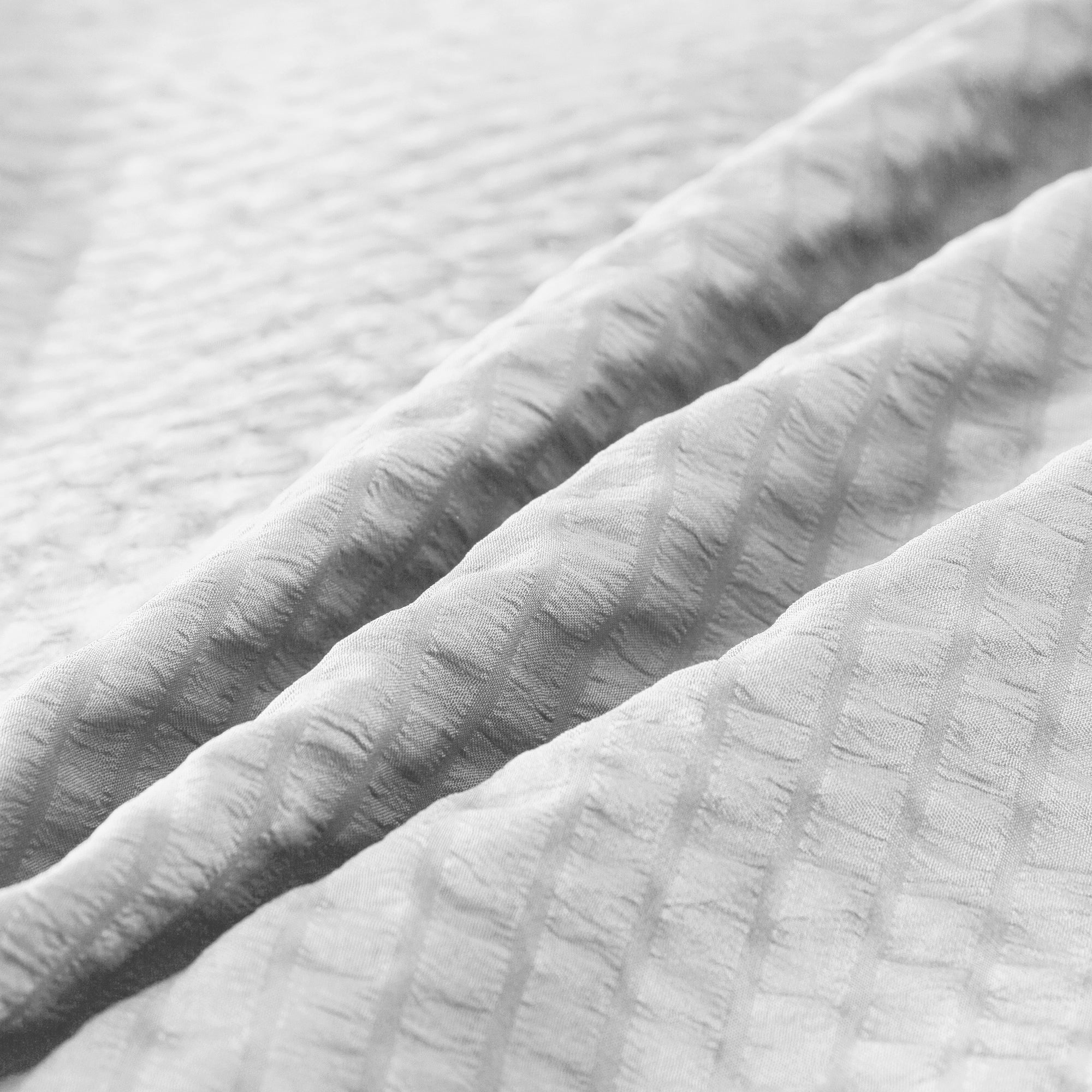 All-Season Reversible Comforter – Ultra Soft Down Alternative | Dorm & Graduation Gift