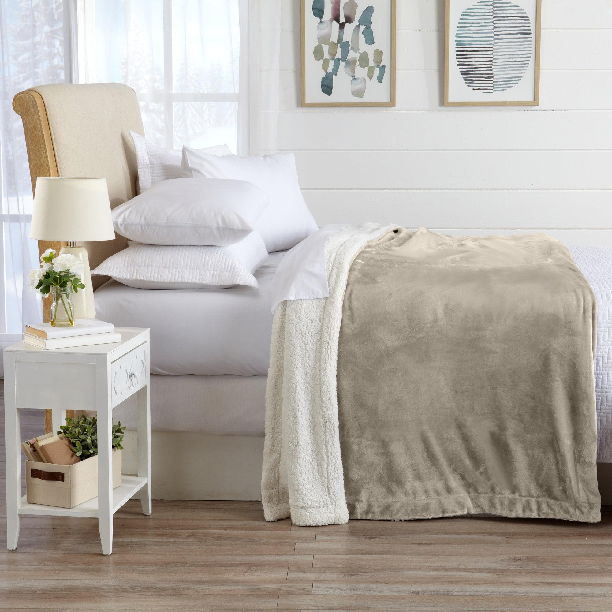 Velvet Plush Sherpa Blanket