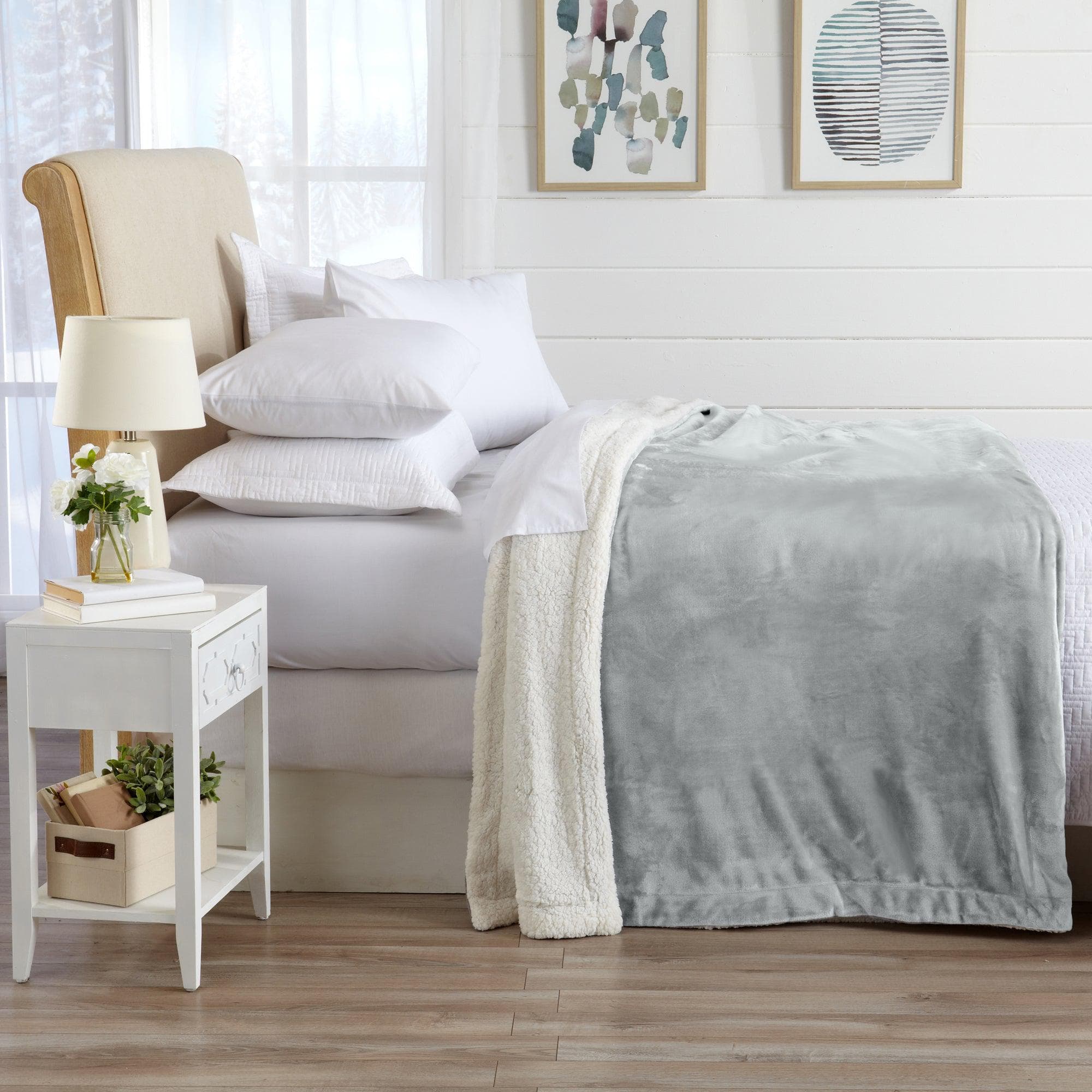 Velvet Plush Sherpa Blanket