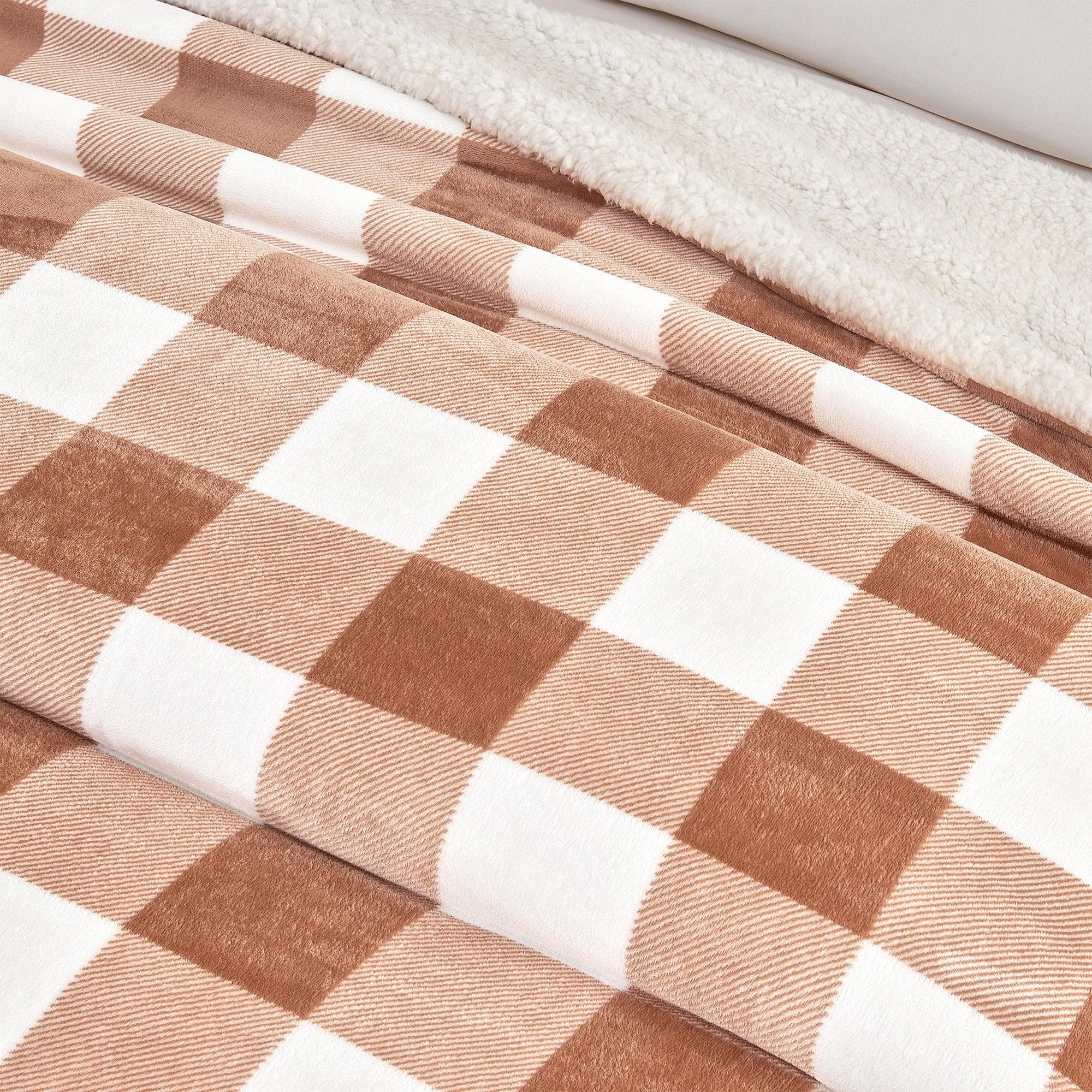 Velvet Plush Sherpa Blanket